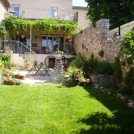 Chez Francoise Bed & Breakfast *