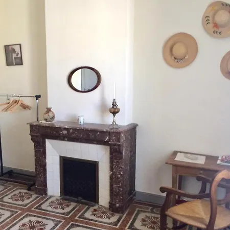 Chez Francoise Bed & Breakfast *