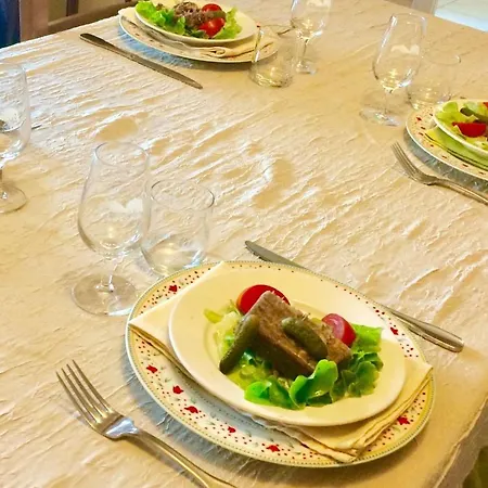 Chez Francoise Bed & Breakfast Salinelles